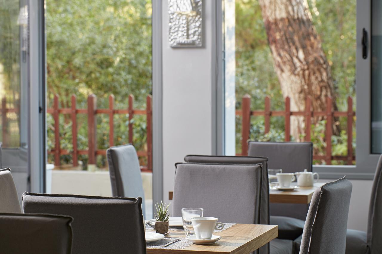The Gardens Gallery Hotel غزيلوكاسترون المظهر الخارجي الصورة